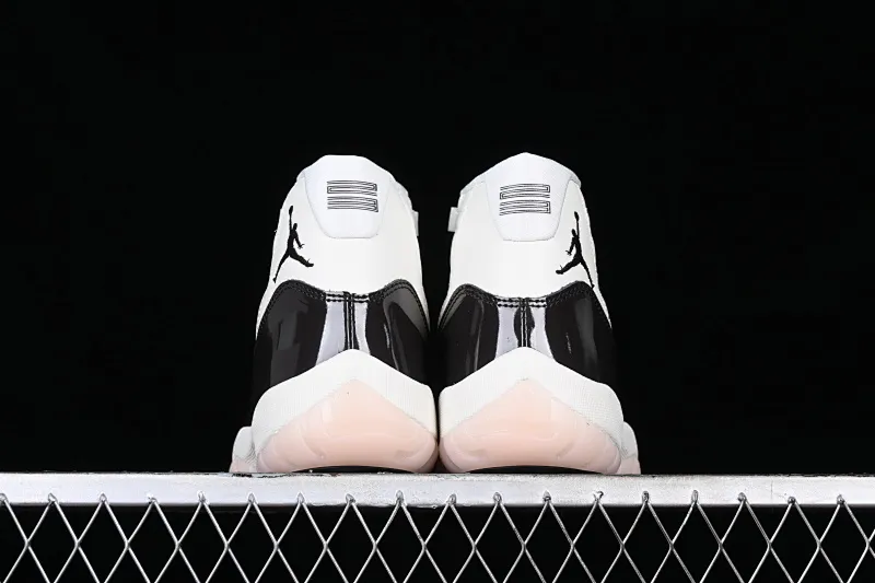 All categories Air Jordan Jordan series basketball shoes Air Jordan 11 Air Jordan 11 "Neapolitan" AJ11 Joe 11 brown and white pink Kangkou AR0715-101
